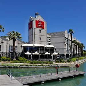 City V&a Waterfront Hotel